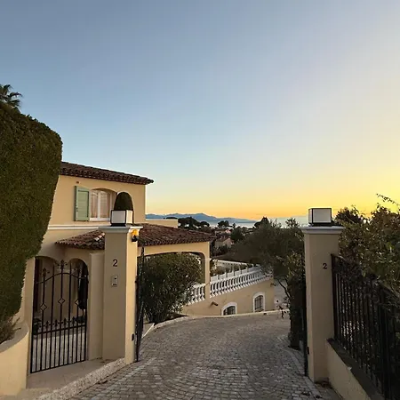Sud In Mit Pool- Meer- Und Alpenblick Villa Antibes
